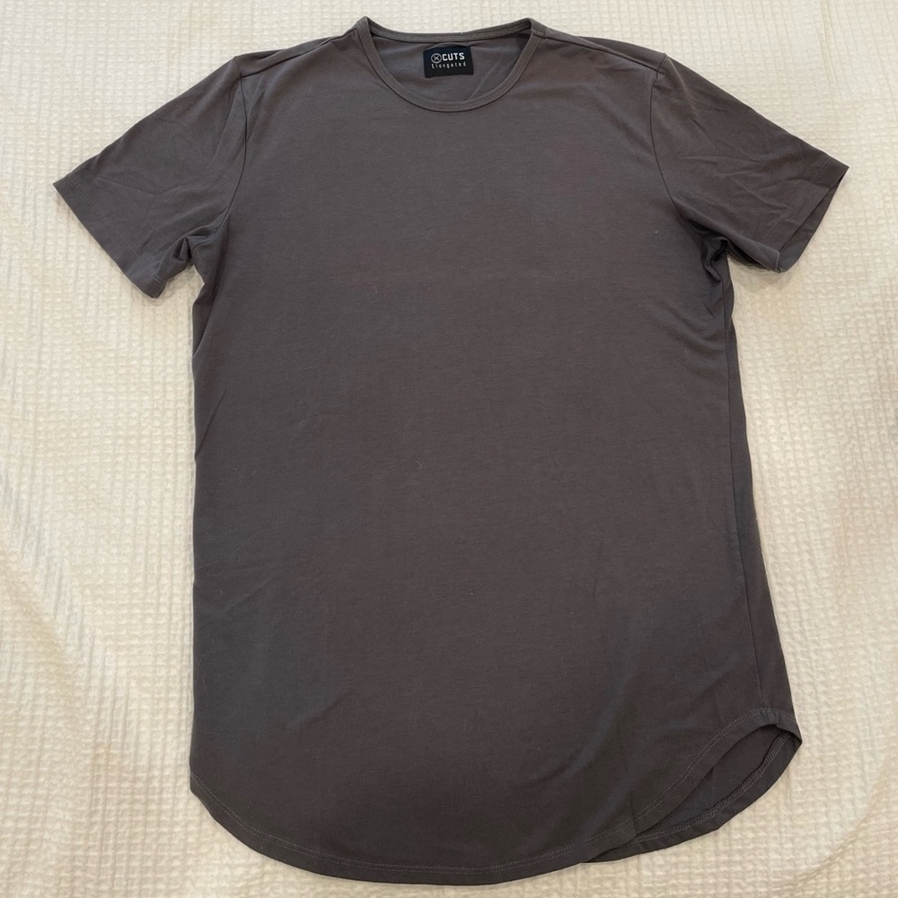 Men’s Cuts Elongated Tshirt